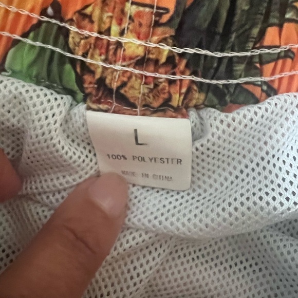 Yellow Pineapple Skull Glasses Swim Trunk Mesh Lining Quick Dry Men Size Large - Picture 6 of 8